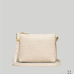Elegant Beige Woven Crossbody Bag